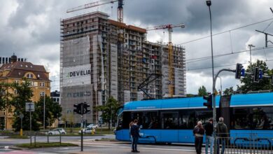 traffic builder 4056326414 digital compass