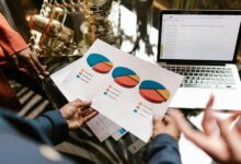 digital experts build online strategy